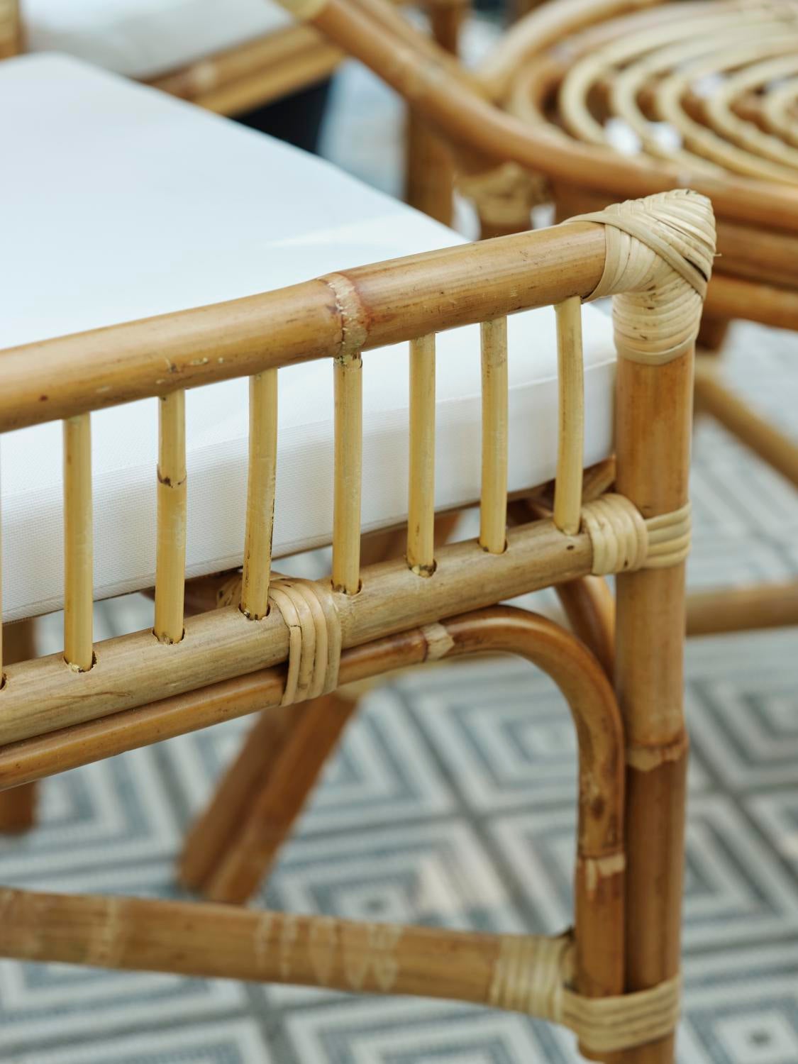 Vallda matstol Natur/vit