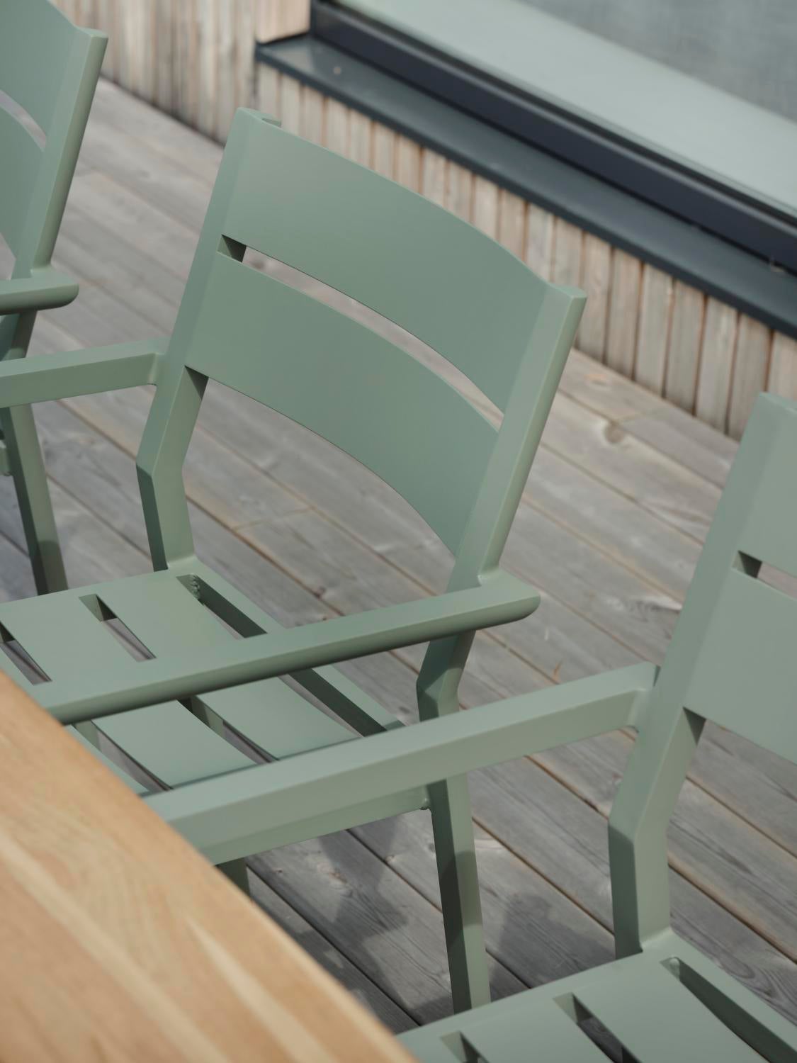 Nox matbord Dusty Green/teak