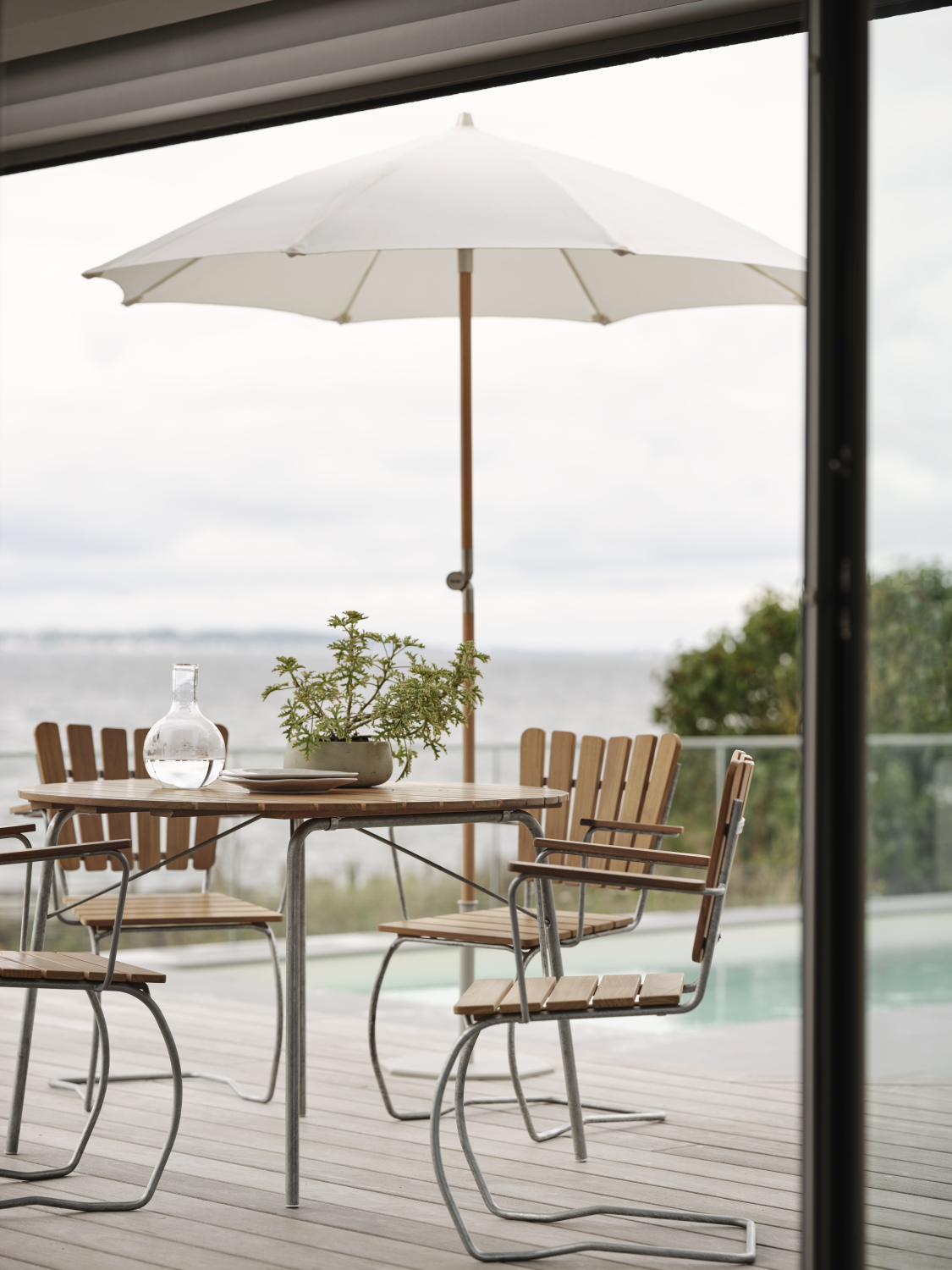 56:an matbord Galvaniserad/teak