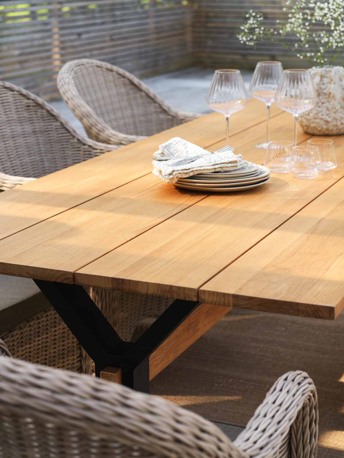 Mark matbord Svart/teak