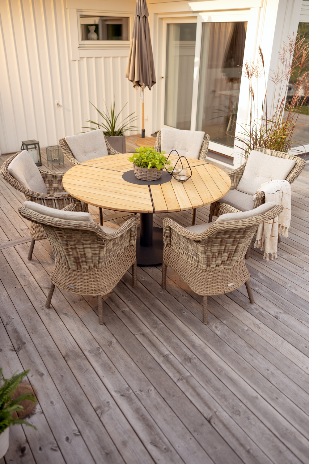 Peace Wood matbord Antracit/Teak